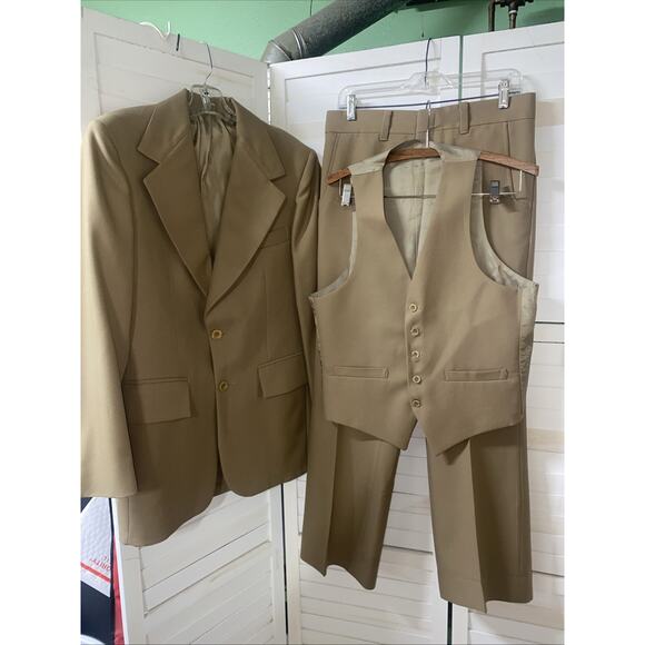 Vintage Sears The Men's Store Polyester 3 Piece Suit Khaki Tan Brown 39R - Picture 1 of 15